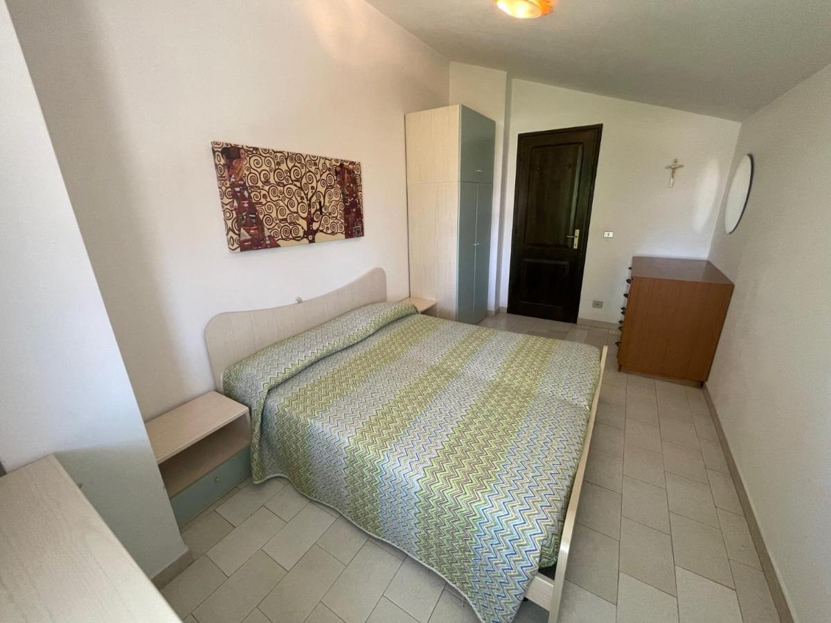 Vega Bilocale Con Piscina E Terrazza Apartment Каорле Екстериор снимка